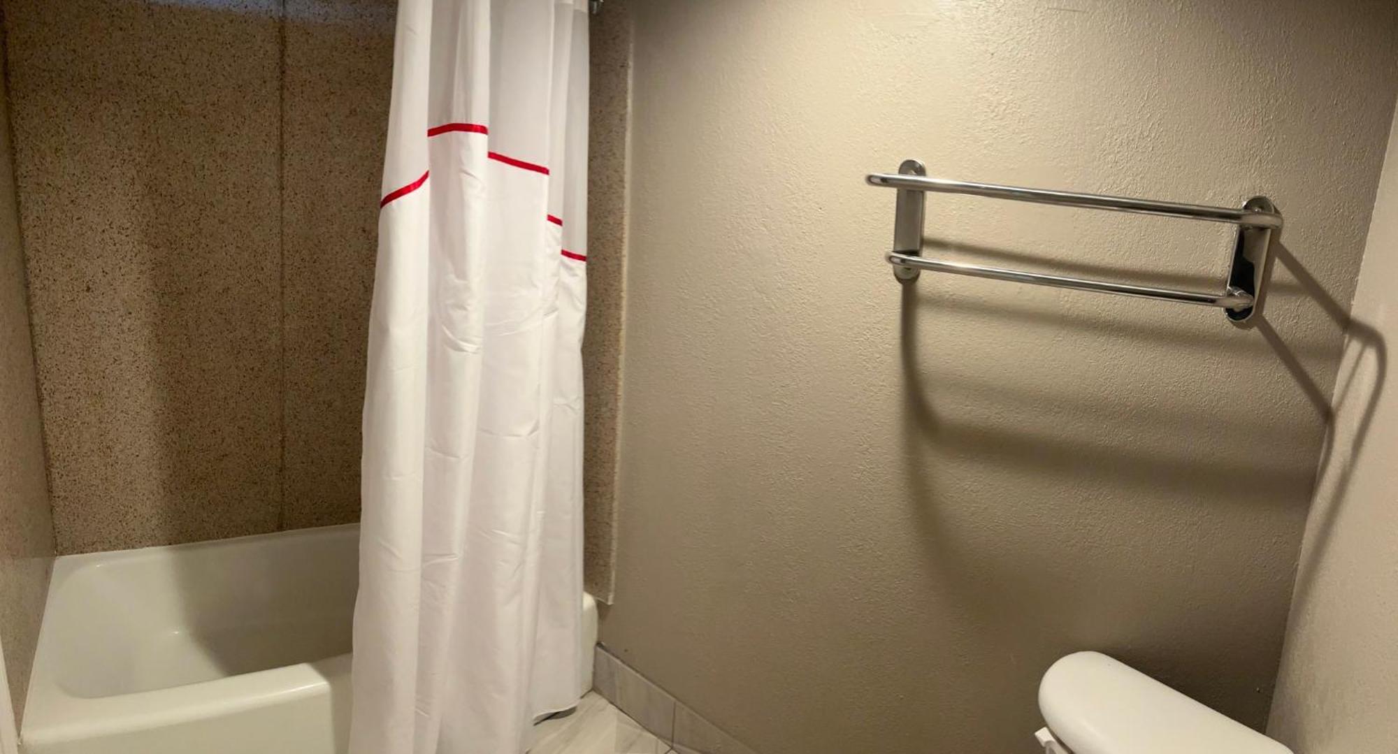 Red Roof Inn Memphis - Graceland Airport מראה חיצוני תמונה