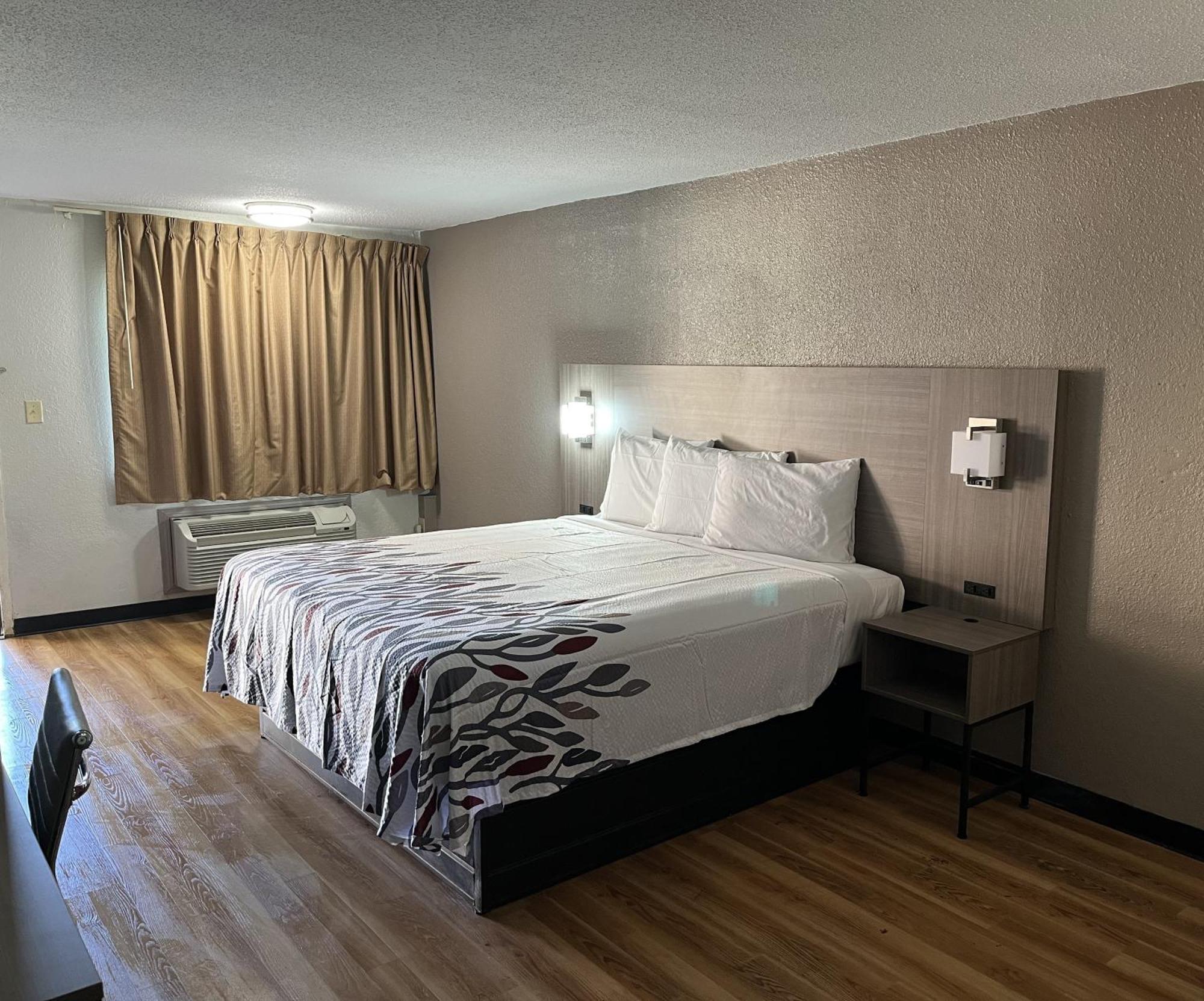 Red Roof Inn Memphis - Graceland Airport מראה חיצוני תמונה